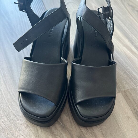 Robert Clergerie Platform Sandals - Picture 3 of 7